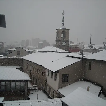 Templarios Ξενοδοχείο Ponferrada