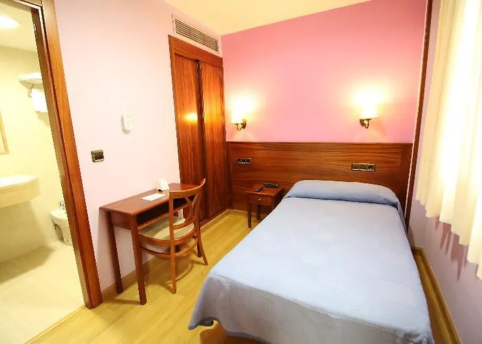 ホテル Templarios 2*